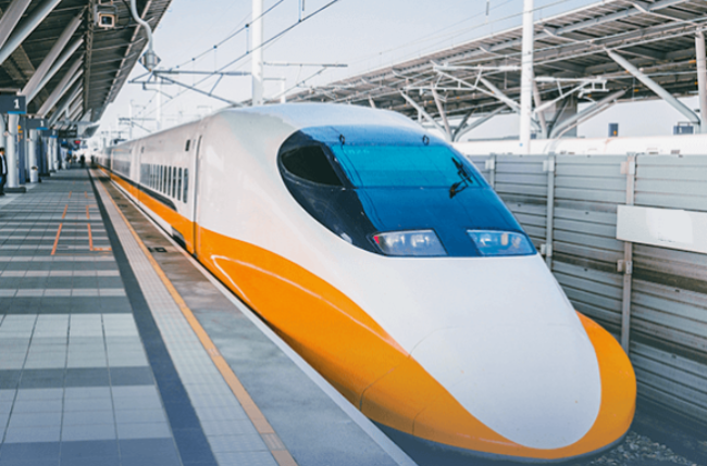 外縣市顧客搭乘高鐵前往高雄的交通安排